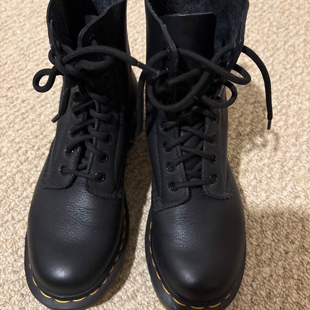 Dr Martins - image 7